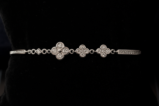 Elegant Silver Kadda Bracelet with Floral Diamond-Cut Detailing
